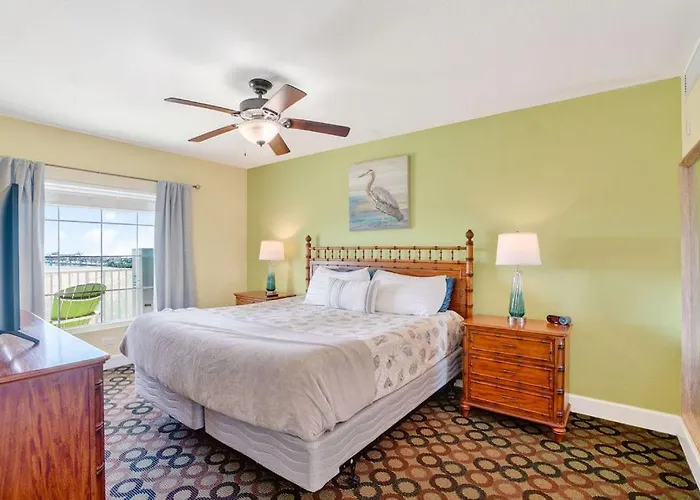 Apartment Splash Harbour, Harbourside Waterfront *