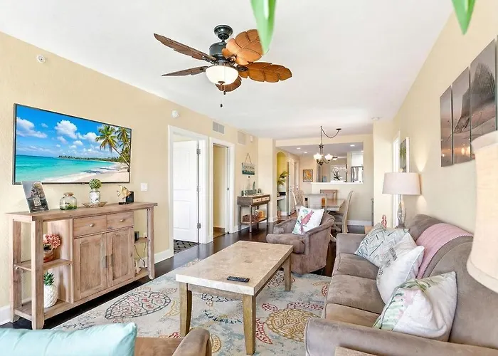 Splash Harbour, Harbourside Waterfront Apartment Clearwater Beach