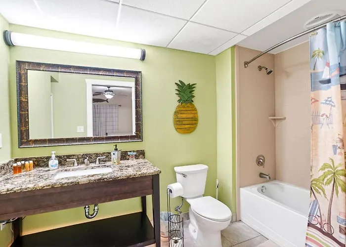 Splash Harbour, Harbourside Waterfront Apartment Clearwater Beach