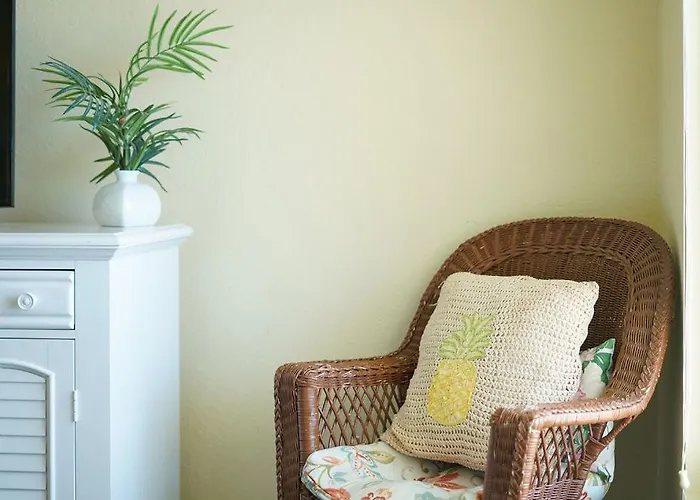 Splash Harbour, Harbourside Waterfront Apartment Clearwater Beach